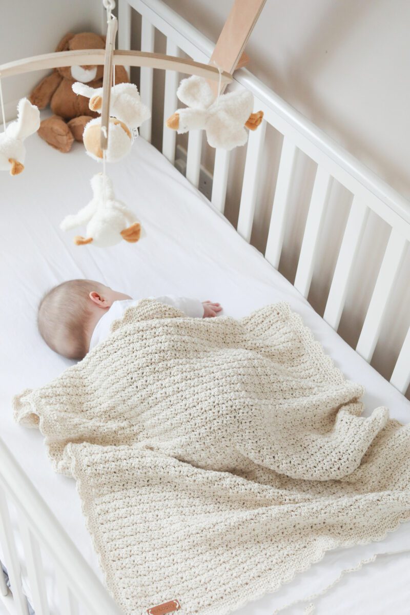 Handmade Crochet Blanket Nunuberry Vanilla