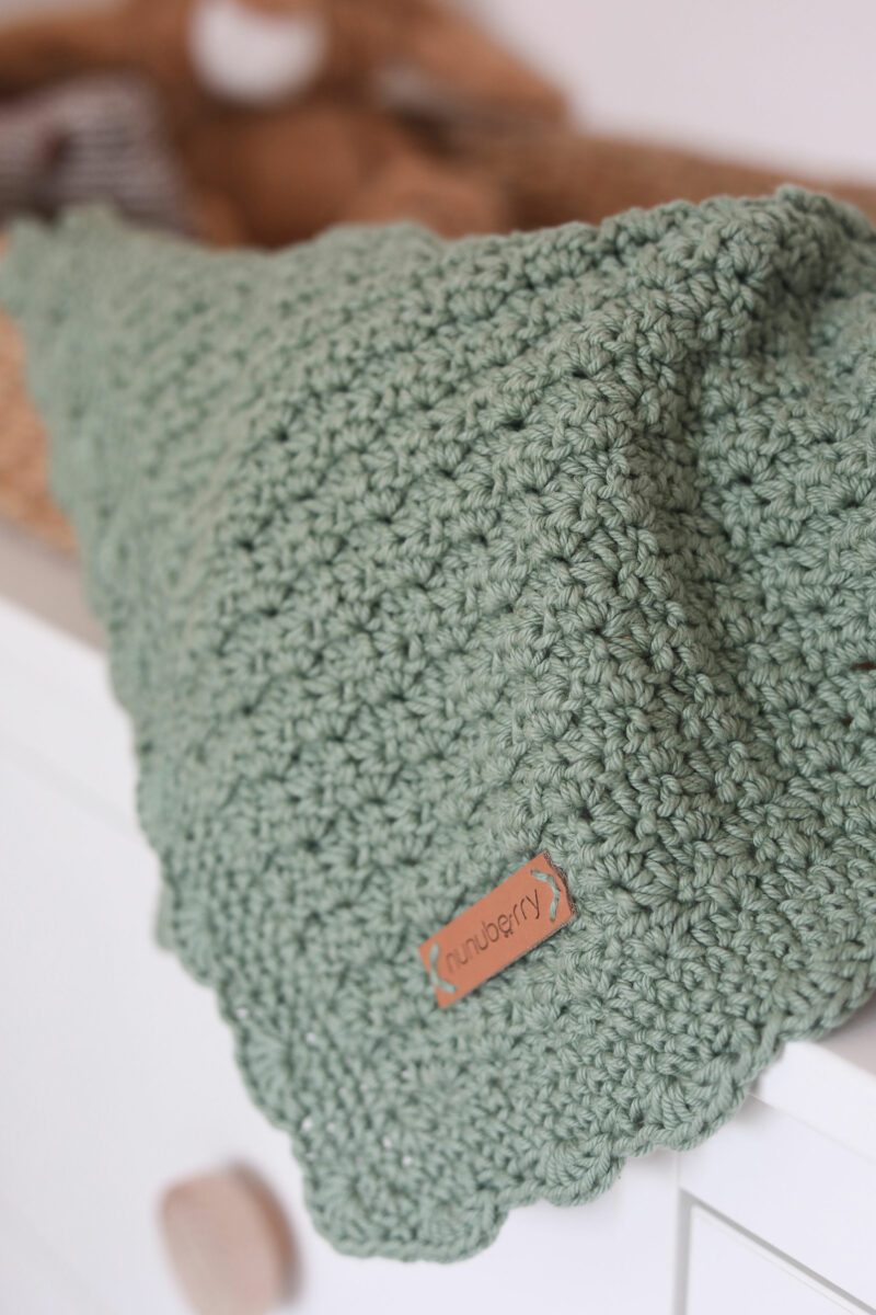 Handmade Crochet Blanket Nunuberry Pistachio