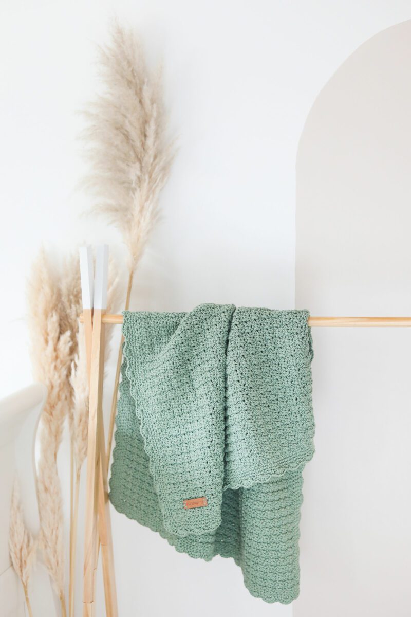 Handmade Crochet Blanket Nunuberry Pistachio